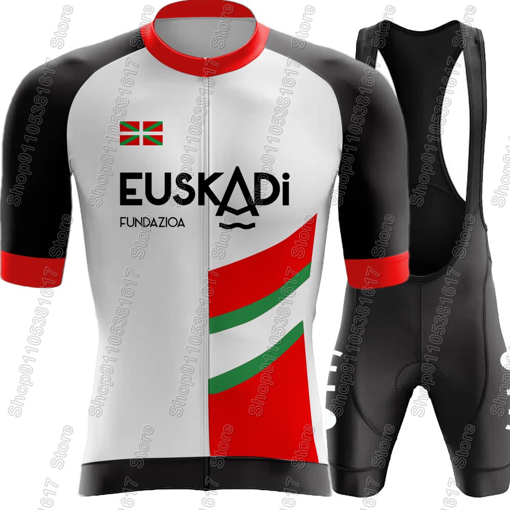 Euskadi Team Cycling Jersey 20 - Padded Cycling Shorts recensie en prijs